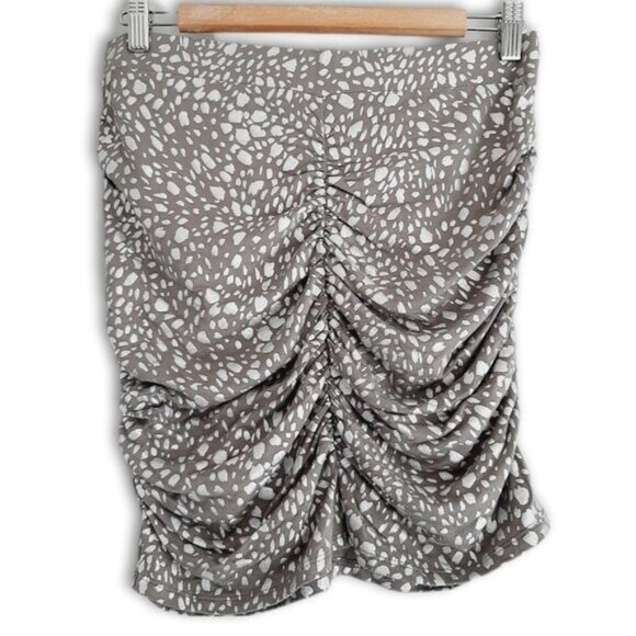 MODA INTERNATIONAL | Ruched Exposed Zip Mini Skirt Grey Silver Animal Print Sz M - Picture 1 of 12